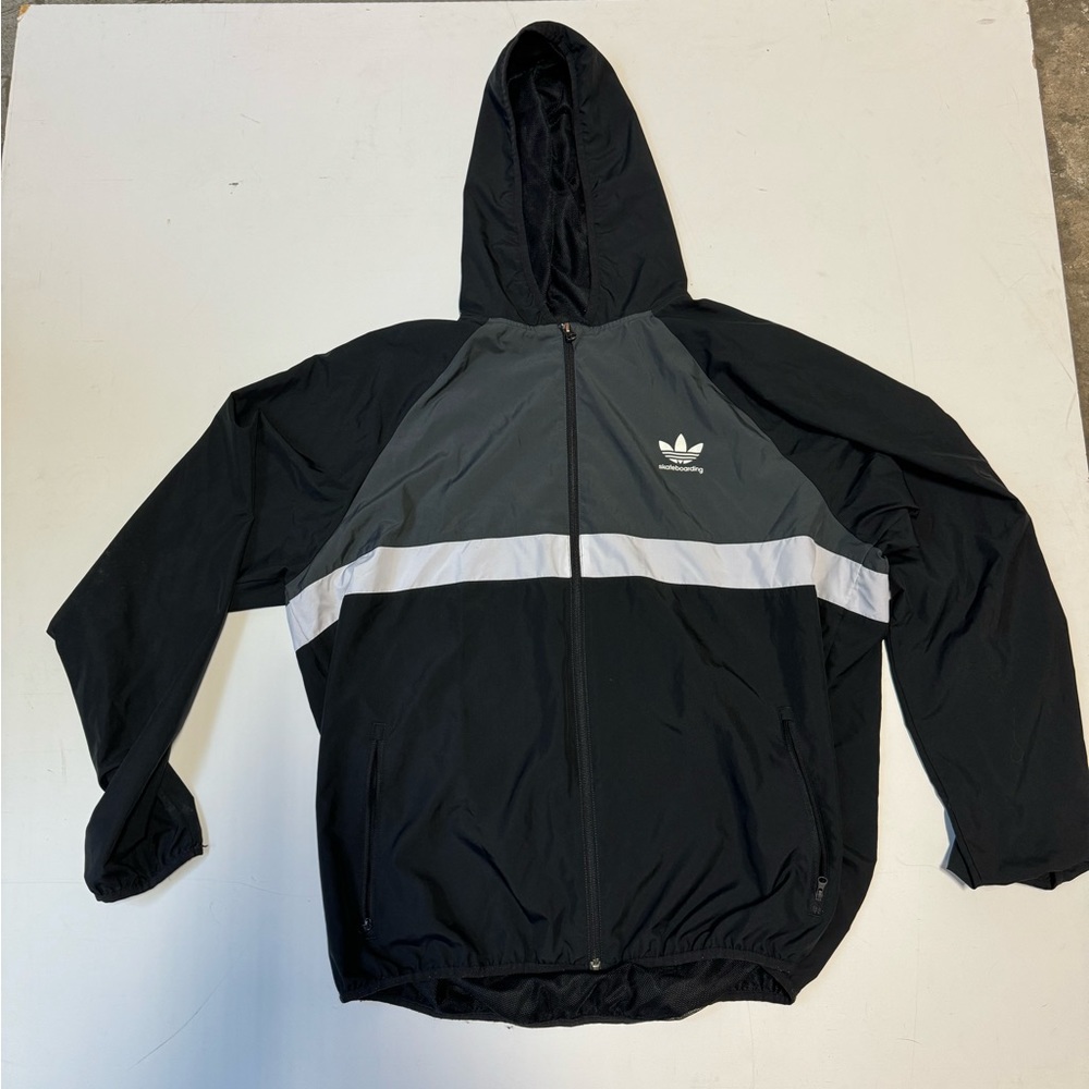 ADIDAS SKATEBOARDING WINDBREAKER